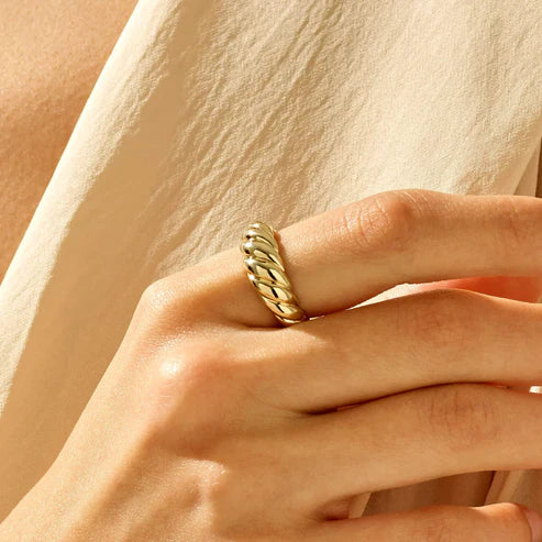 Croissant Ring